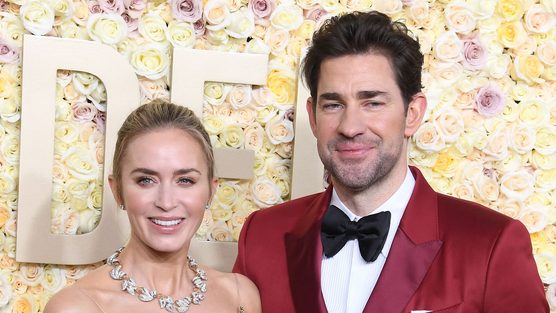Emily Blunt And John Krasinski S Romance From Their George Clooney Style Wedding To Divorce