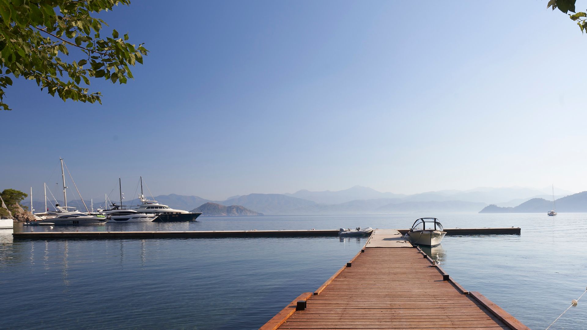 Outside guests are welcome to arrive by boat