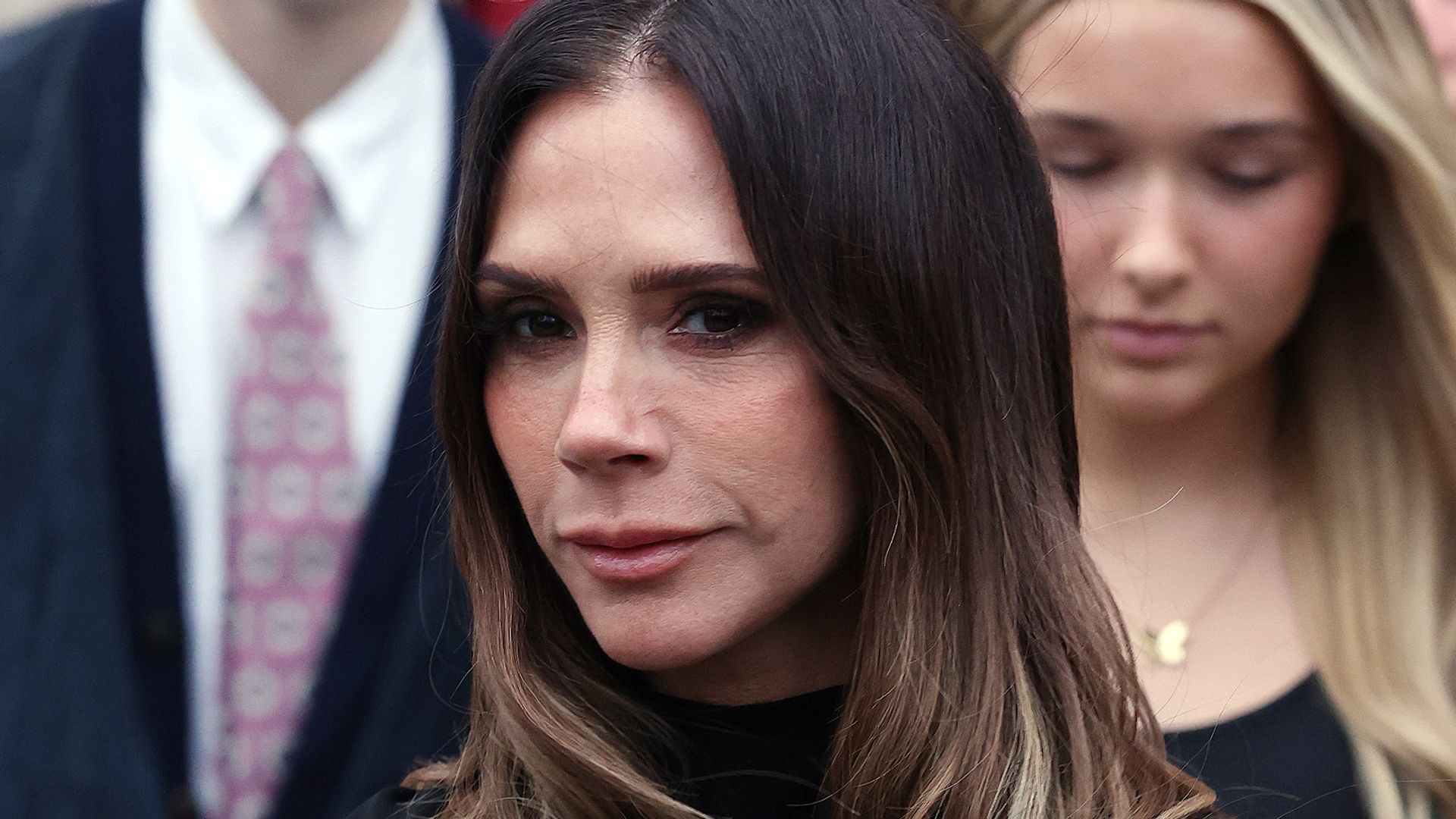 A photo of Victoria Beckham with her children in Paris 