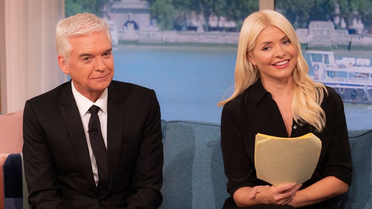 Phillip Schofield Makes Surprising Confession About Holly Willoughbys Daughter Belle Hello 