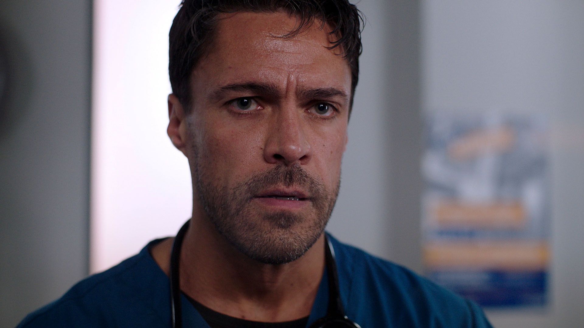 Image fixe d'Olly Rix dans Casualty