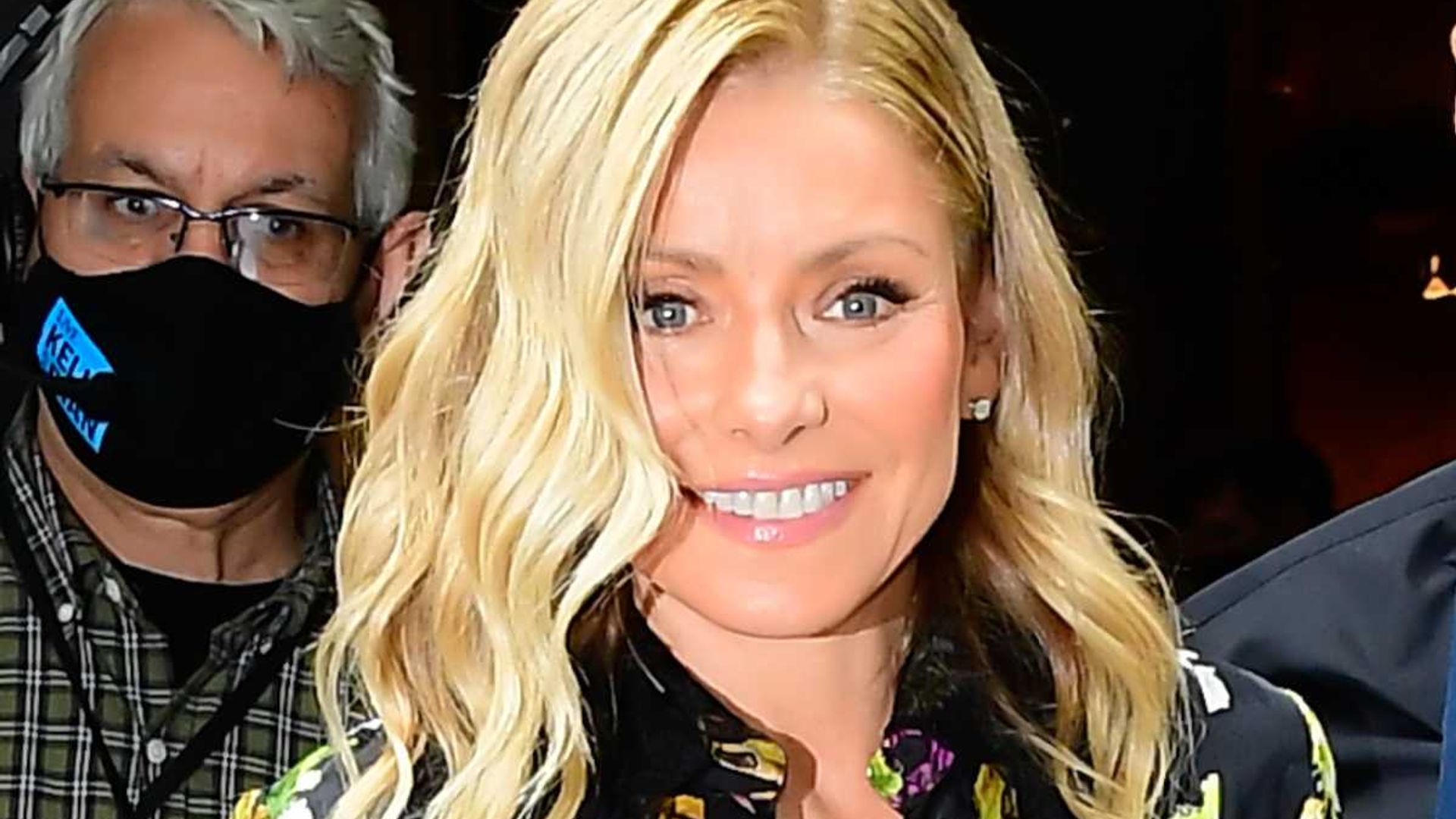 kelly ripa real reason time off live revealed