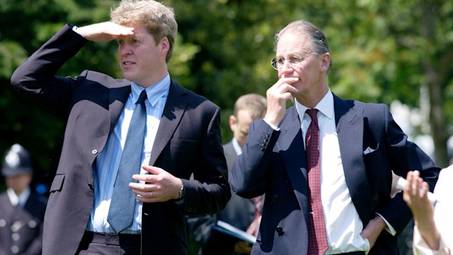  Diana's Brother Charles Earl Spencer And His Brother-in-law Sir Robert Fellowes At The Opening Of the Fountain