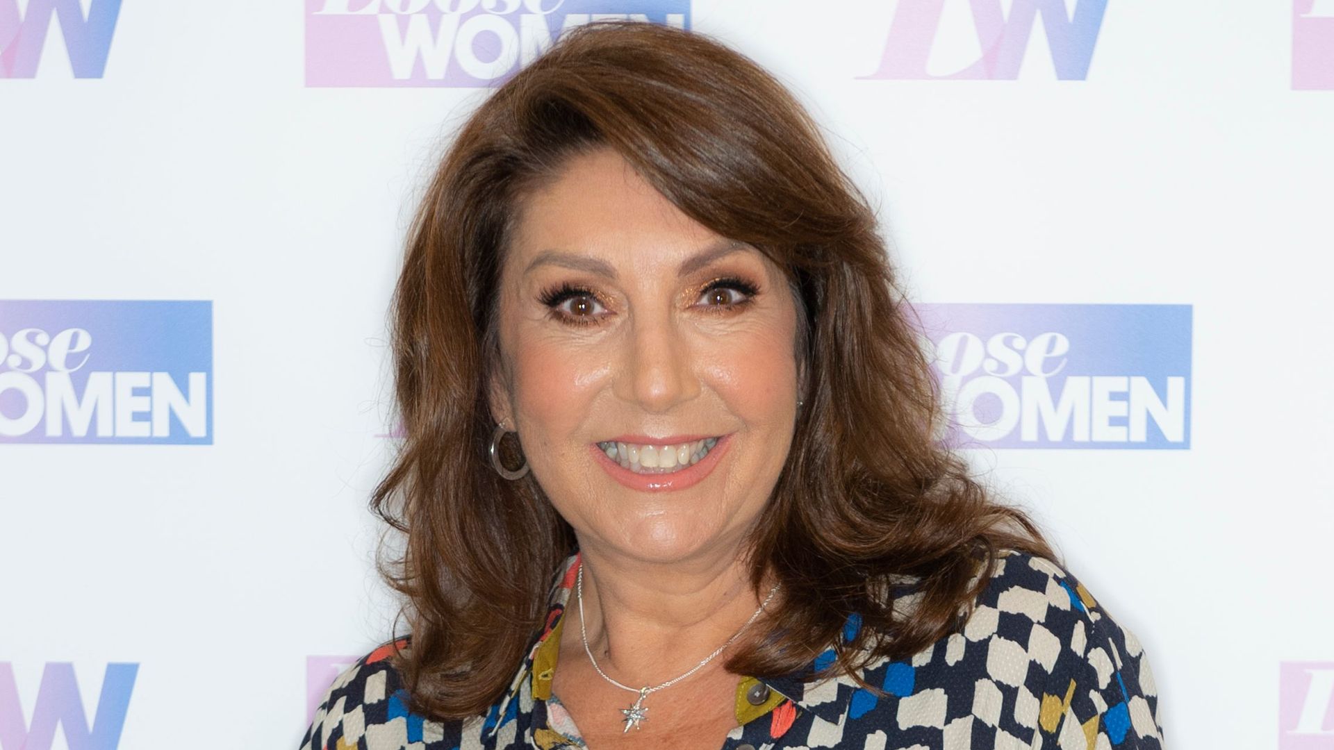 Loose Women's Jane McDonald is so groovy in curve-hugging dress - and ...