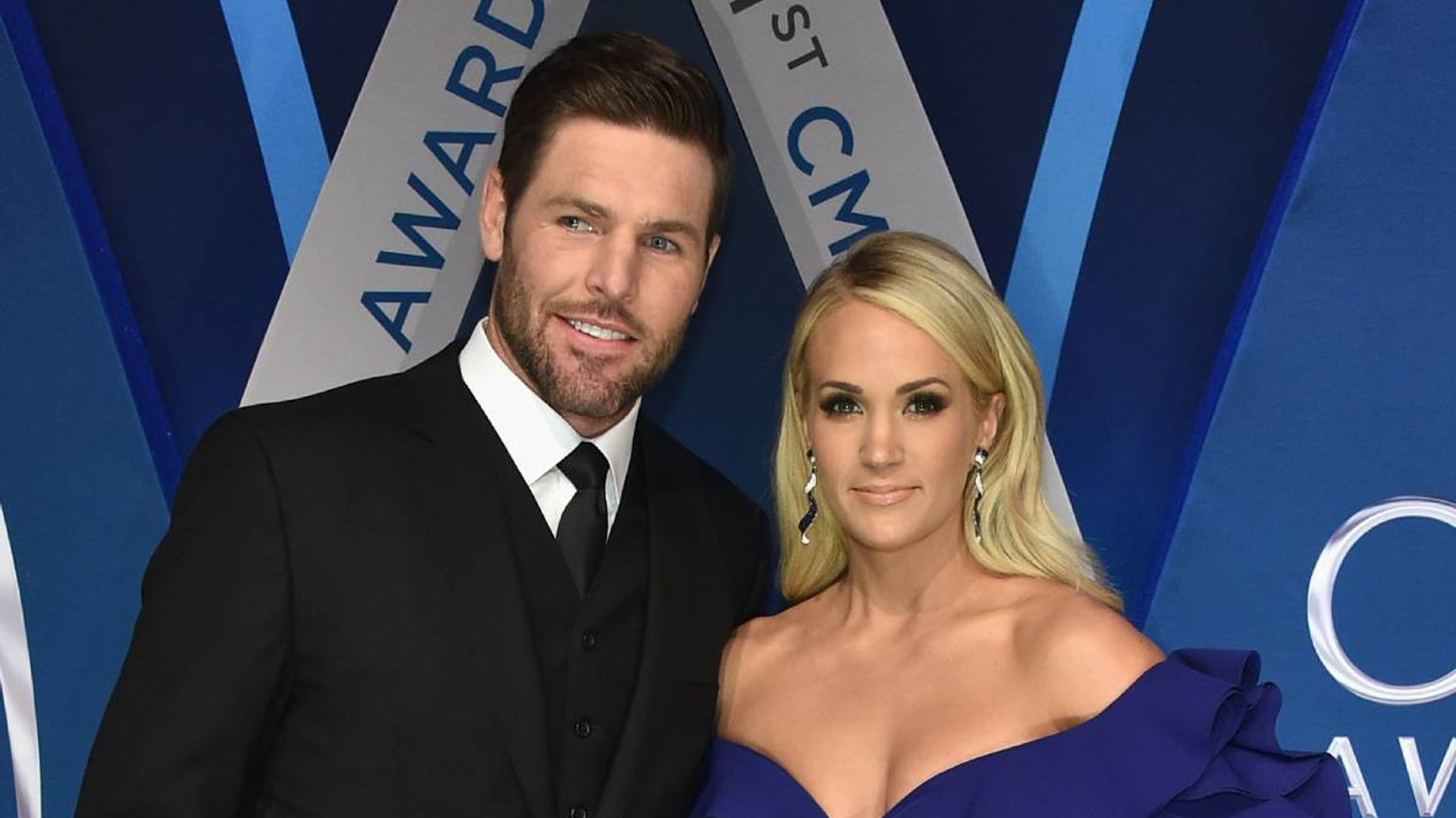 carrie underwood mike fisher family sons