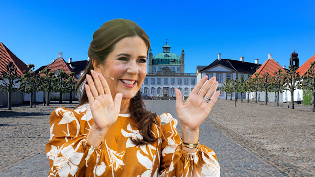 queen mary with fredensborg palace backdrop