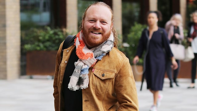 keith lemon walking