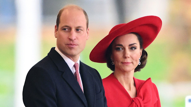  Prince William, Prince of Wales and Catherine, Princess of Wales attend a ceremonial welcome for The President and the First Lady of the Republic of Korea at Horse Guards Parade on November 21, 2023 in London, 