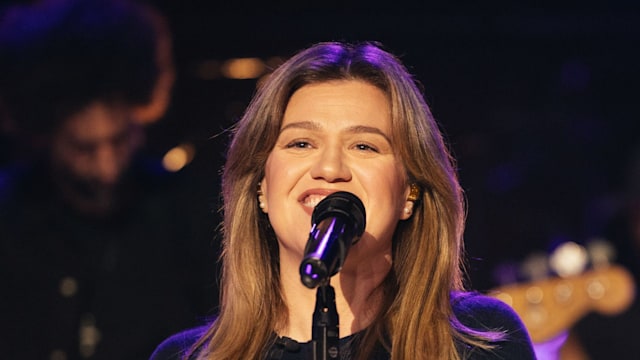 THE KELLY CLARKSON SHOW -- Episode BP126 -- Pictured: Kelly Clarkson