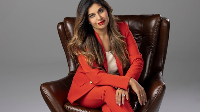 Dr Somi Javaid is a leading OBGYN in the perimenopause space and founder of HerMD