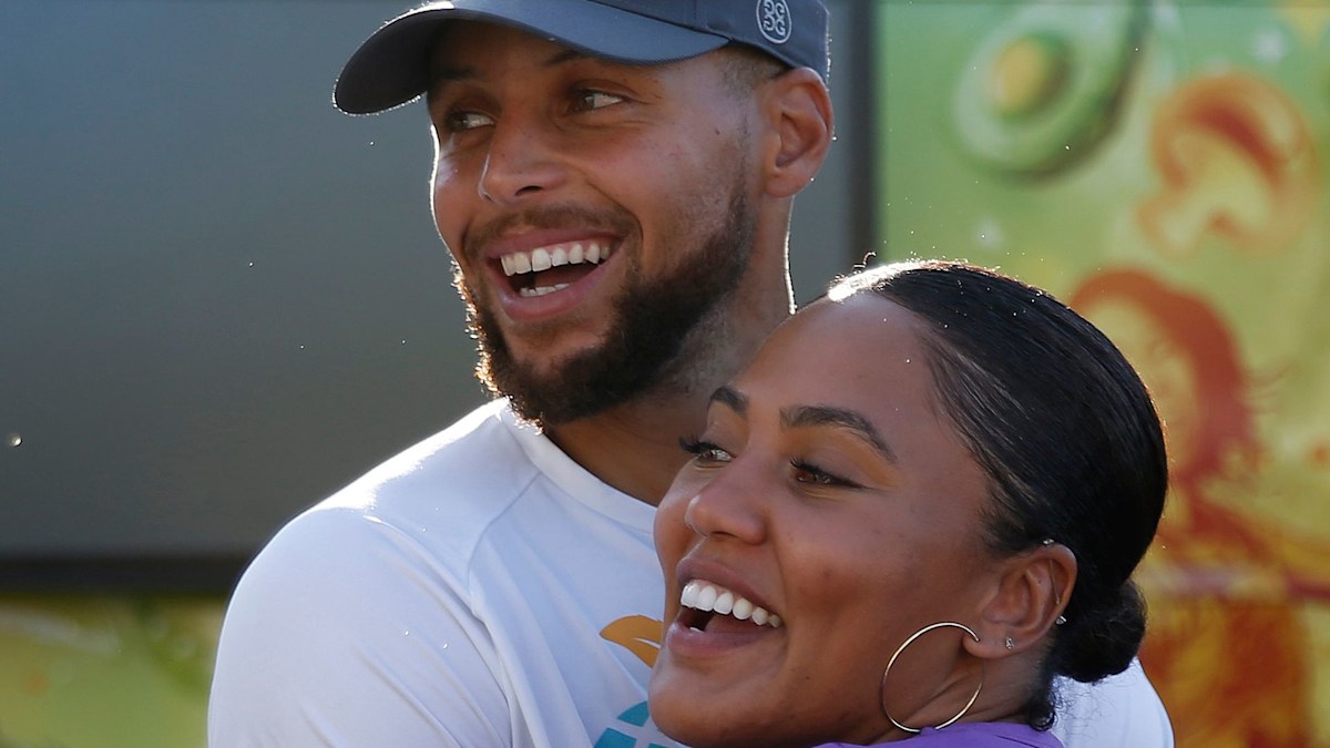 Steph and Ayesha Curry's 'blessed' family update leaves fans in disbelief