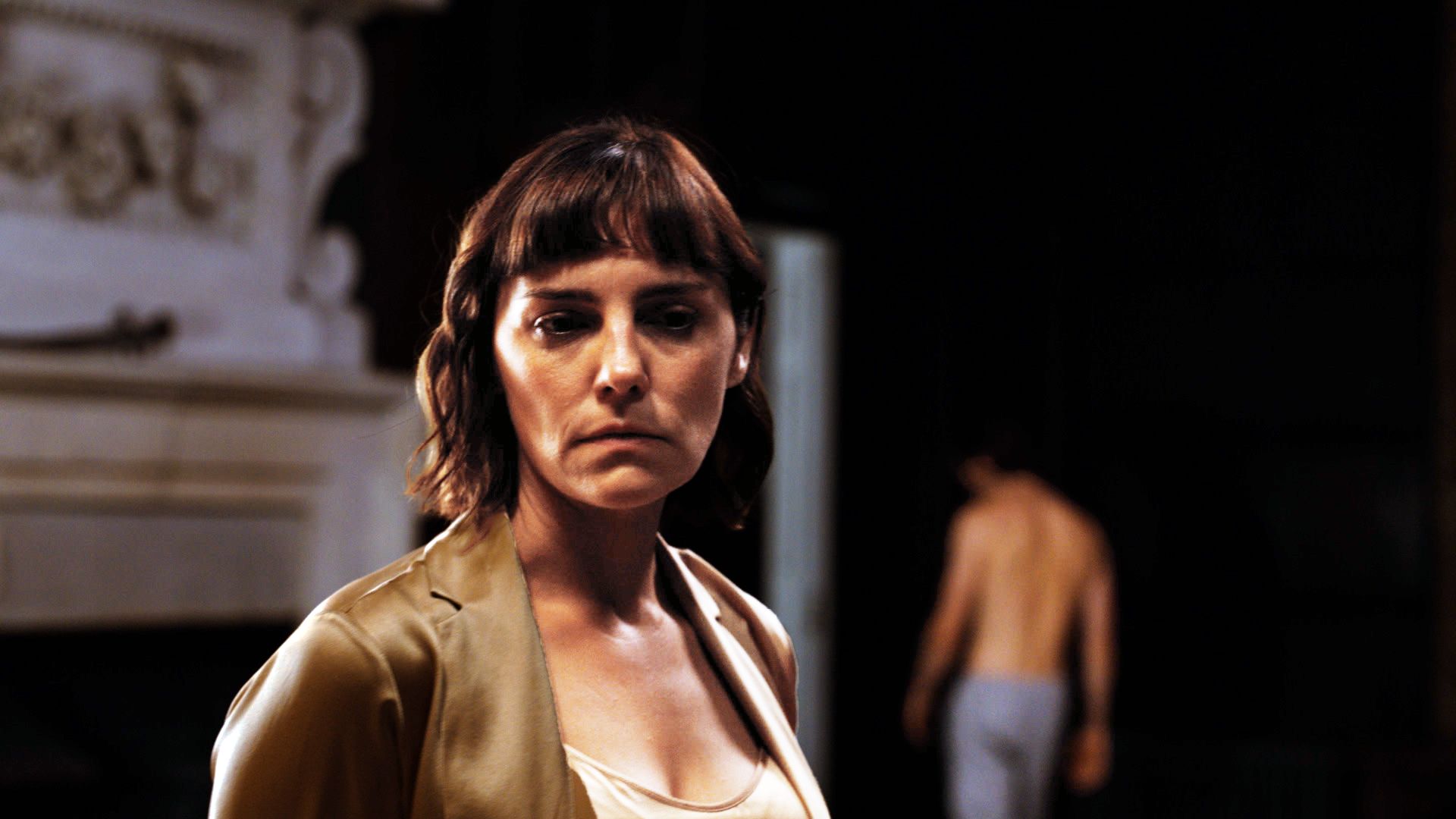 Annabel Scholey in The Serial Killer's Wife