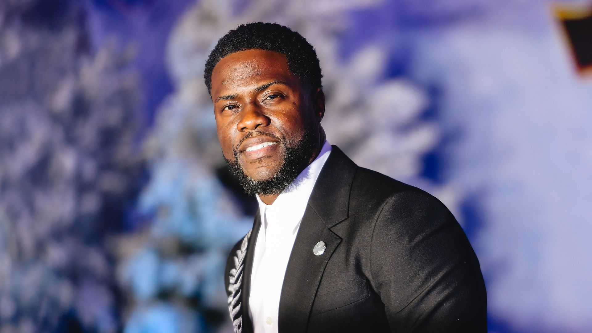 Kevin Hart attends the premiere of Sony Pictures' "Jumanji: The Next Level" on December 09, 2019 in Hollywood, California