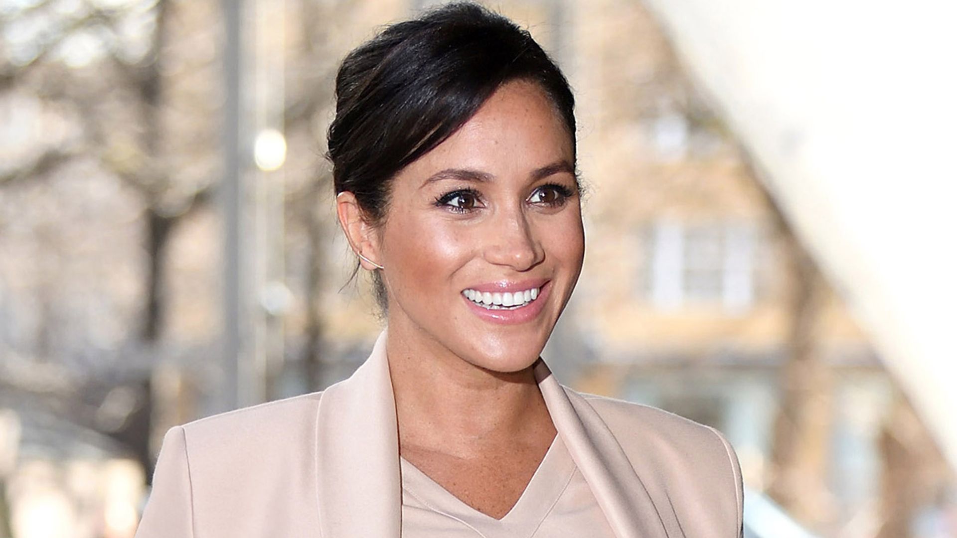 meghan markle in pink