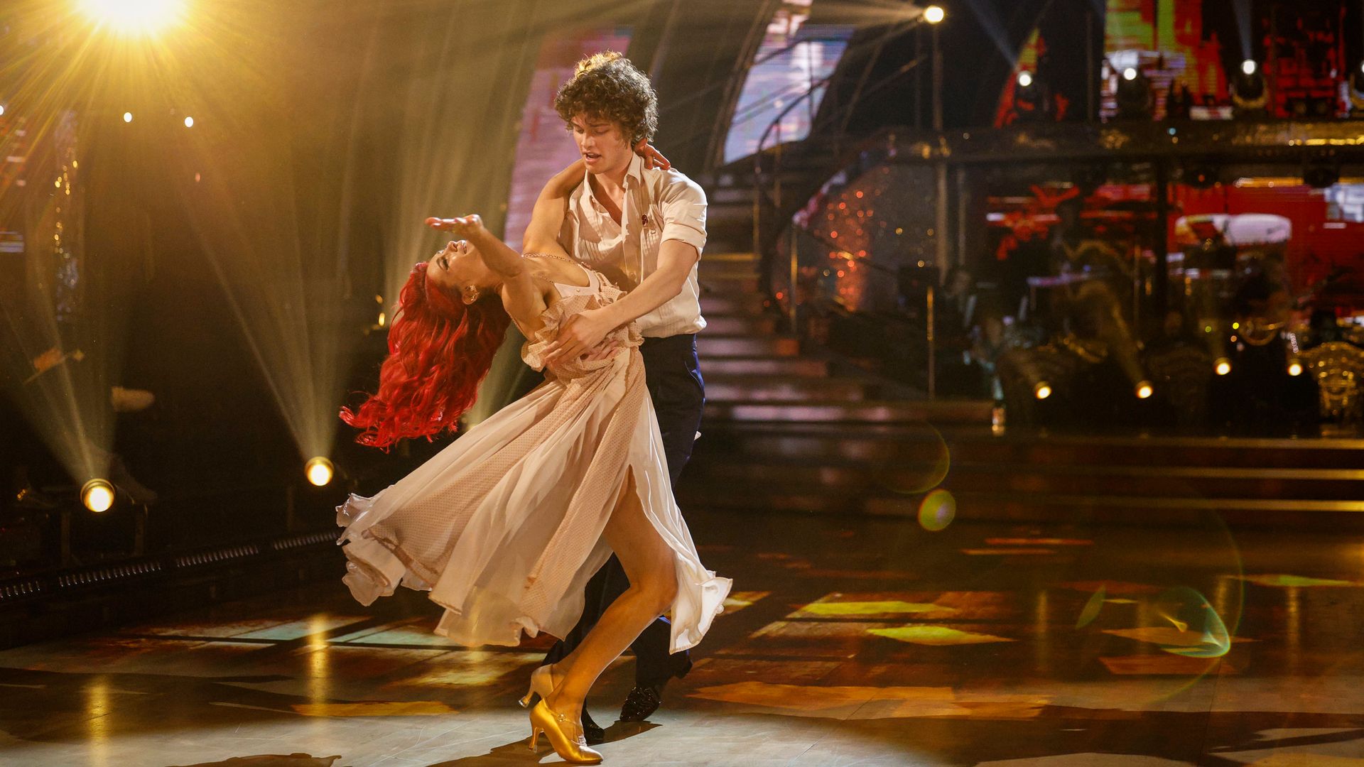 Bobby and Dianne dance during Strictly week 8