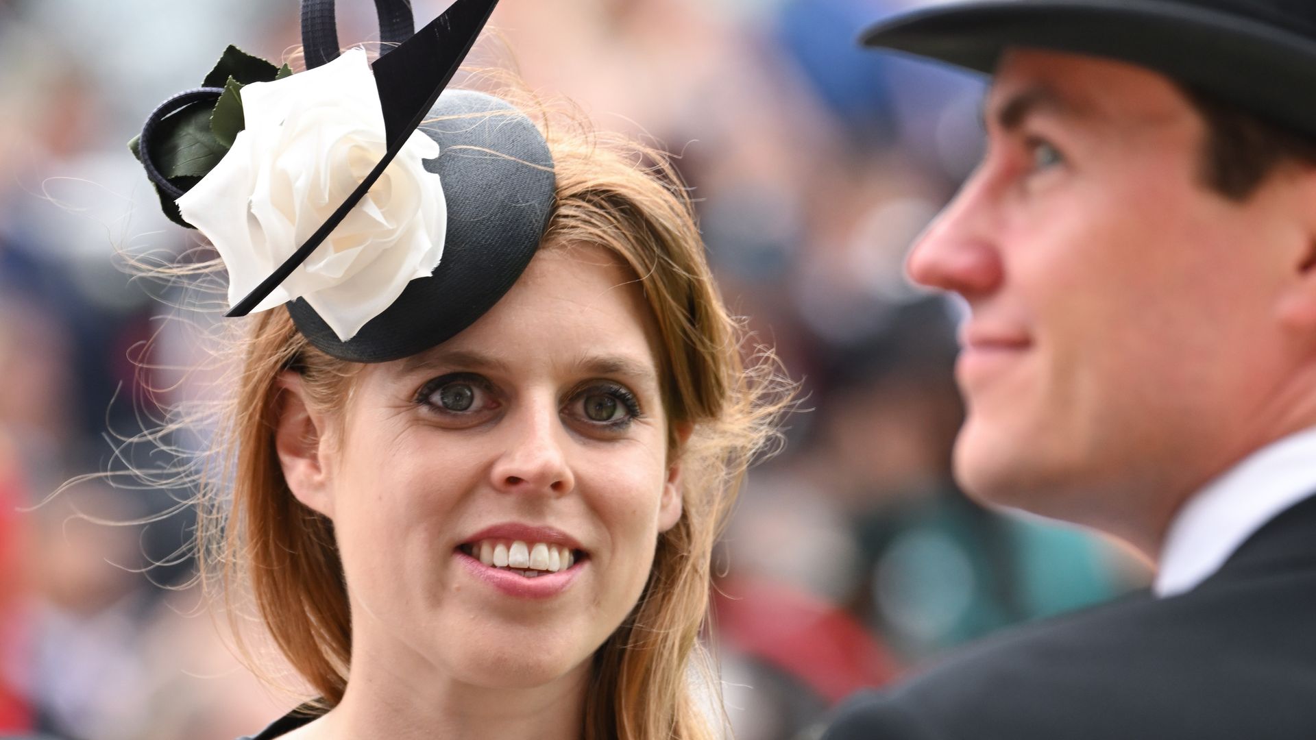 princess beatrice at ascot with her husband 