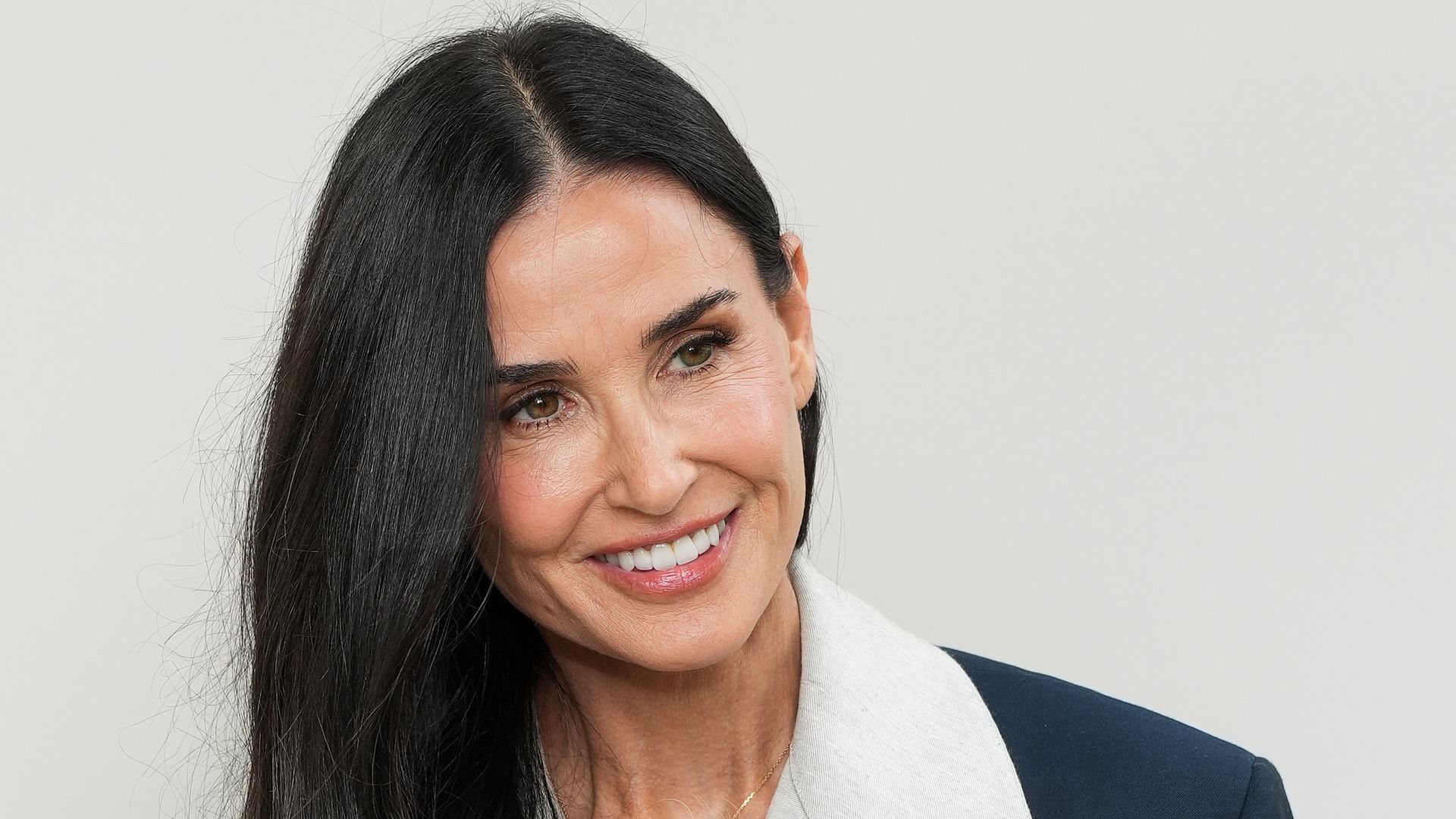 Demi Moore just sported a head-to-toe Victoria Beckham look that's perfect for autumn