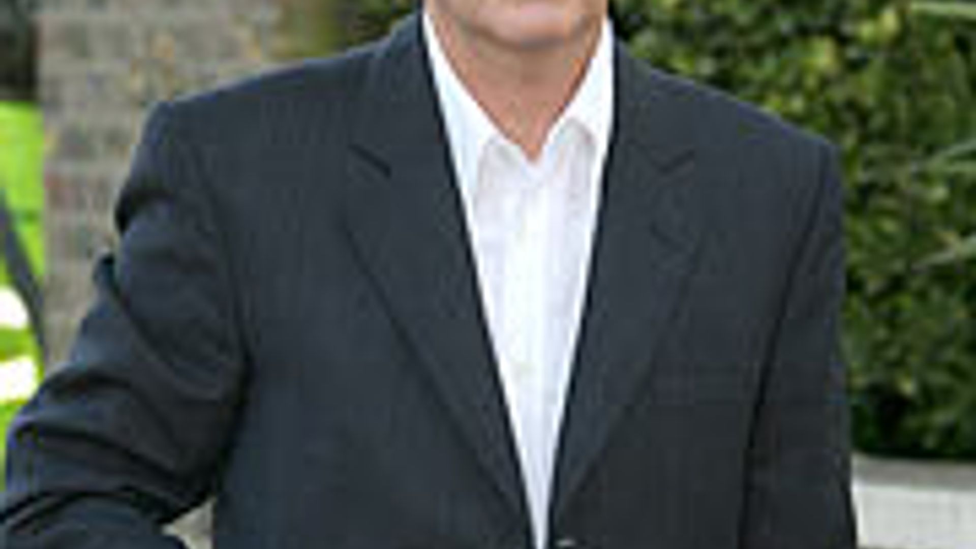 Sir Paul calls for 'dignity' as divorce nears HELLO!