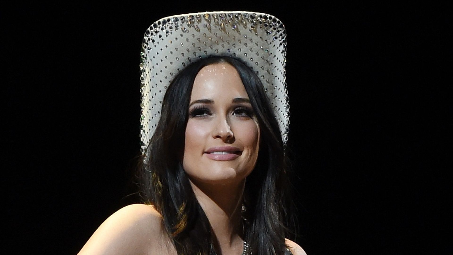 Kacey Musgraves Shares Heartbreaking Admission With Fans Ahead Of New ...