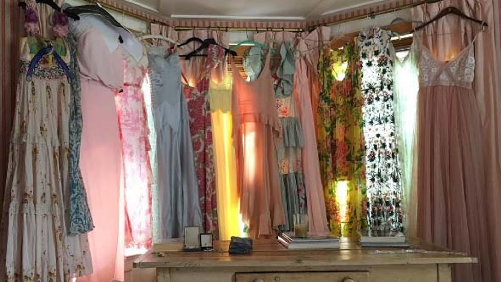 This bride let her 15 bridesmaids choose their own dresses – see the stunning results!