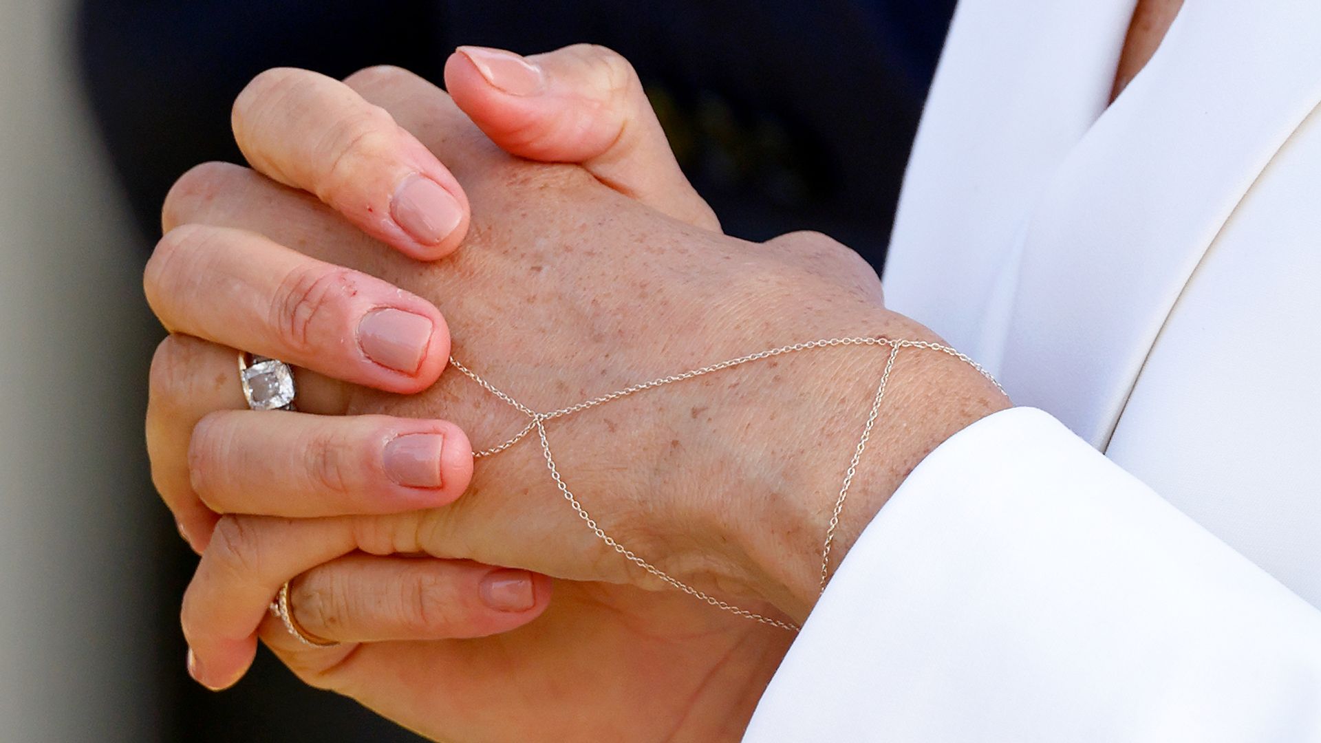 Meghan's pink-toned nude nails