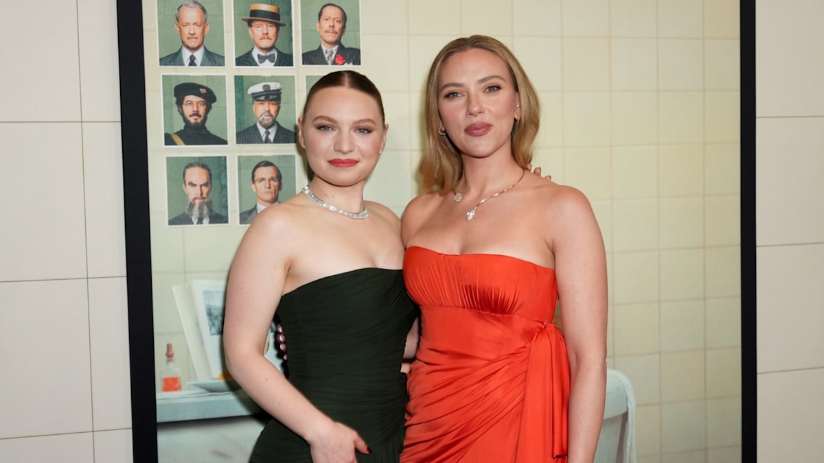The Phoenician Scheme star Mia Therapleton looks just like her famous mother Kate Winslet in £300,000 worth of jewellery
