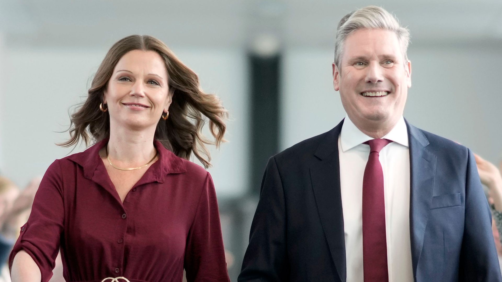  Keir Starmer and his wife Victoria arrive for his key note speech on the third day of the annual Labour Party conference on September 27, 2022 in Liverpool