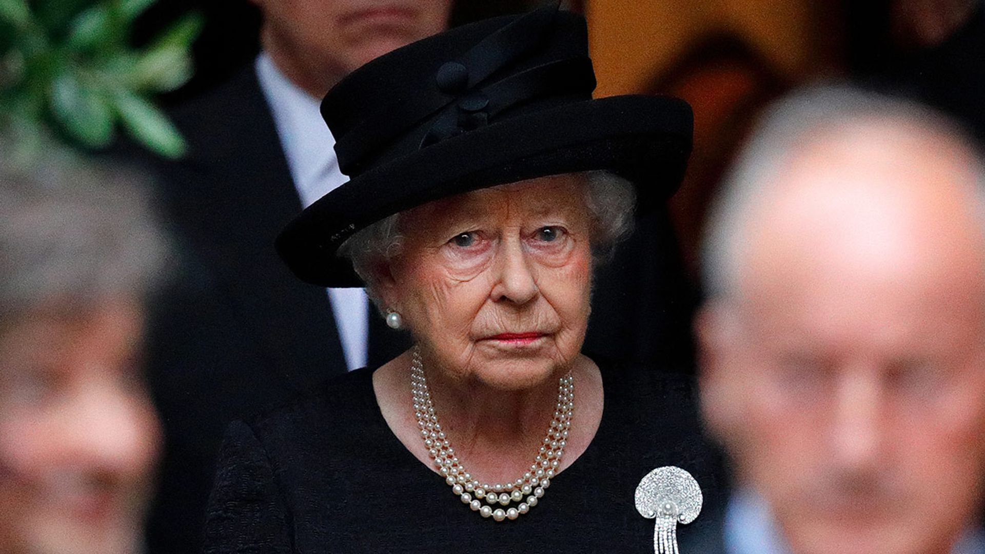 the queen looking sad