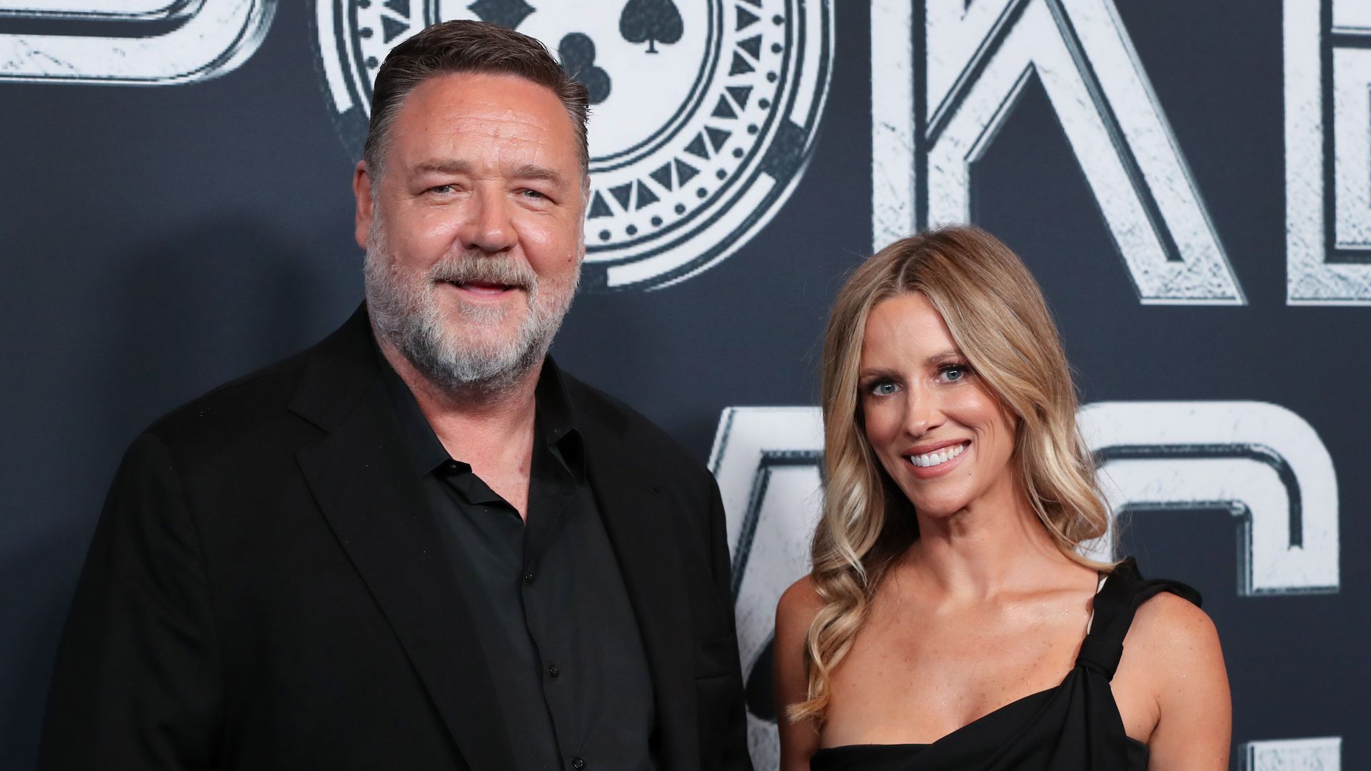 Russell Crowe clarifies age gap between himself and girlfriend amid dramatic transformation