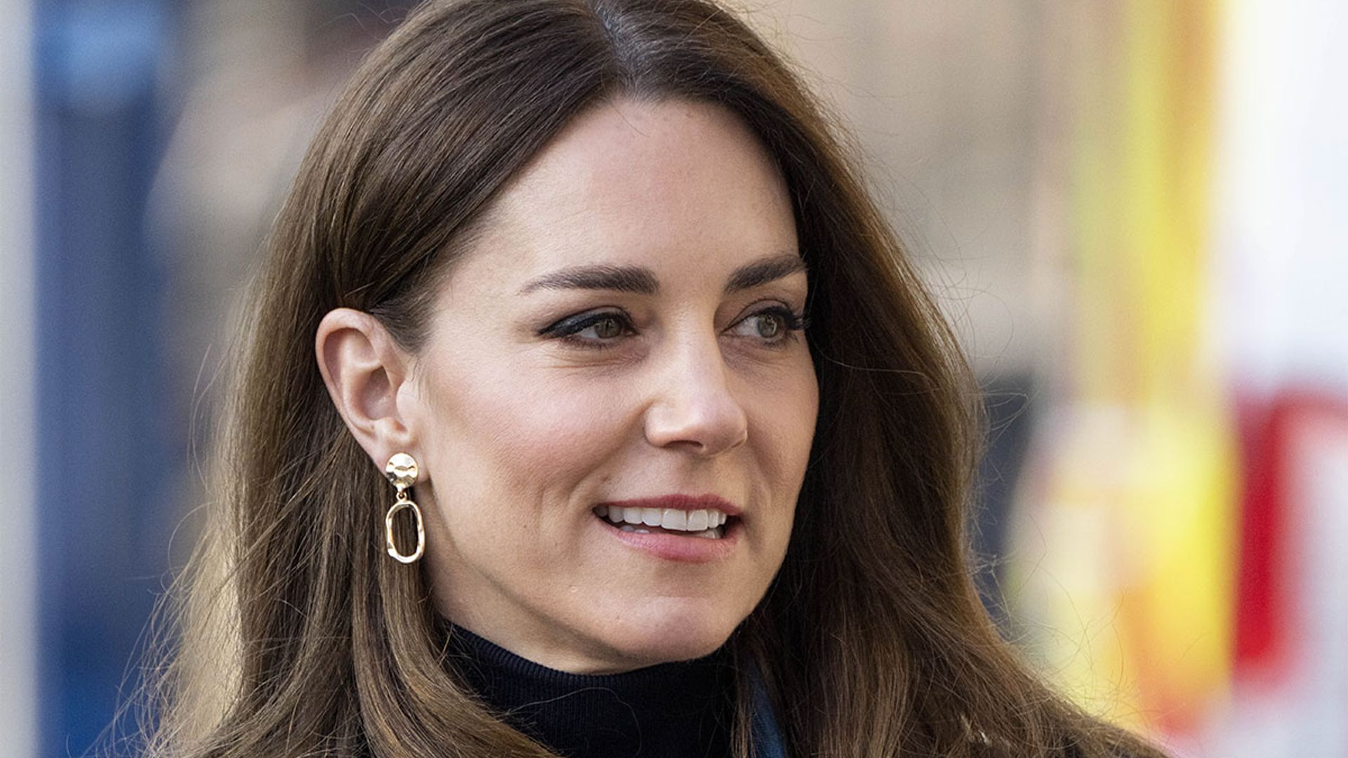 Kate Middleton sports vampy hair makeover AND £2 gold earrings | HELLO!