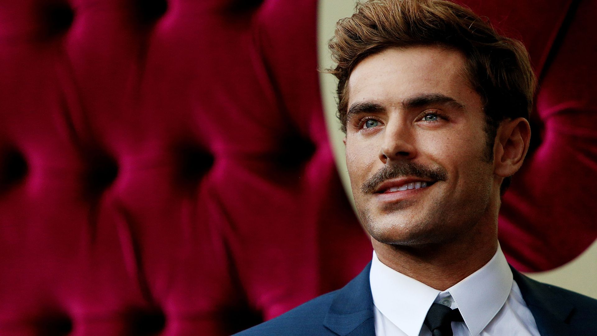 Zac Efron attends the Australian premiere of The Greatest Showman at The Star on December 20, 2017 in Sydney, Australia.