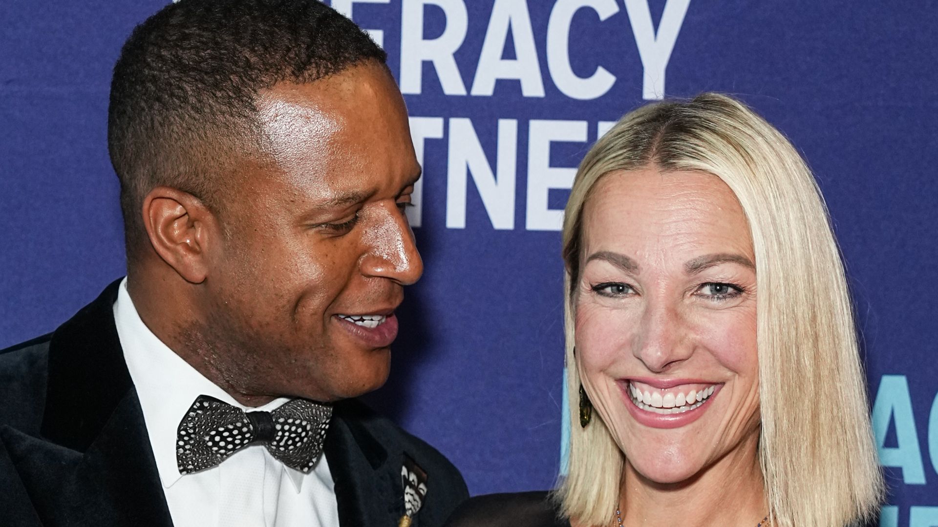 Today’s Craig Melvin’s festive family photo with wife and kids leaves fans saying the same thing