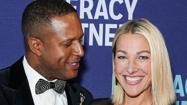 Craig Melvin and Lindsay Czarniak happy cozying up red carpet