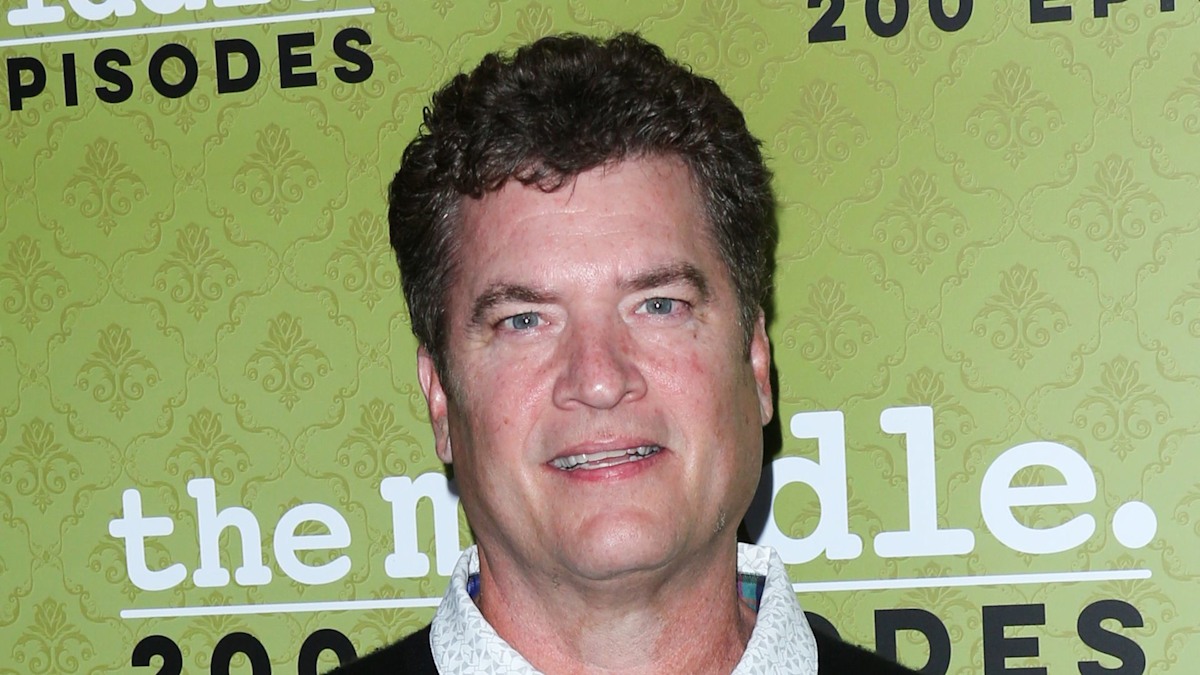 The Middle, Friends star Pat Finn dead at 60 — read family's heartbreaking tributes