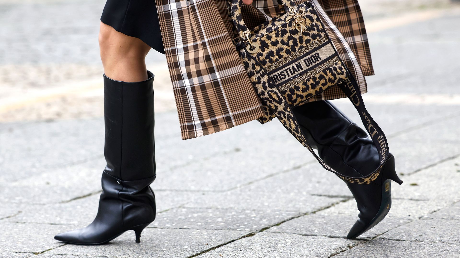 Kitten boots are everywhere, 7 pairs you need in your wardrobe