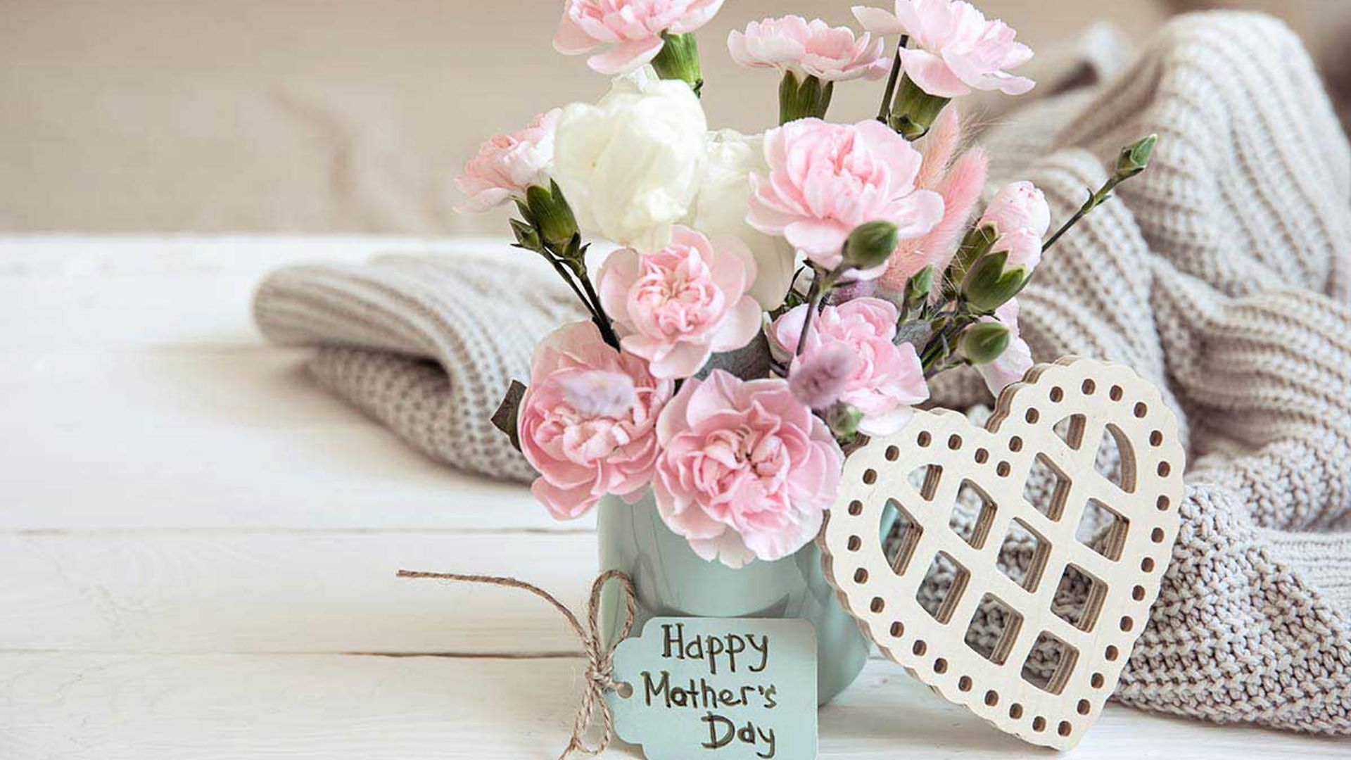 10 sweet Mother's Day decorations for your at-home celebration - from flowers to balloons and banners