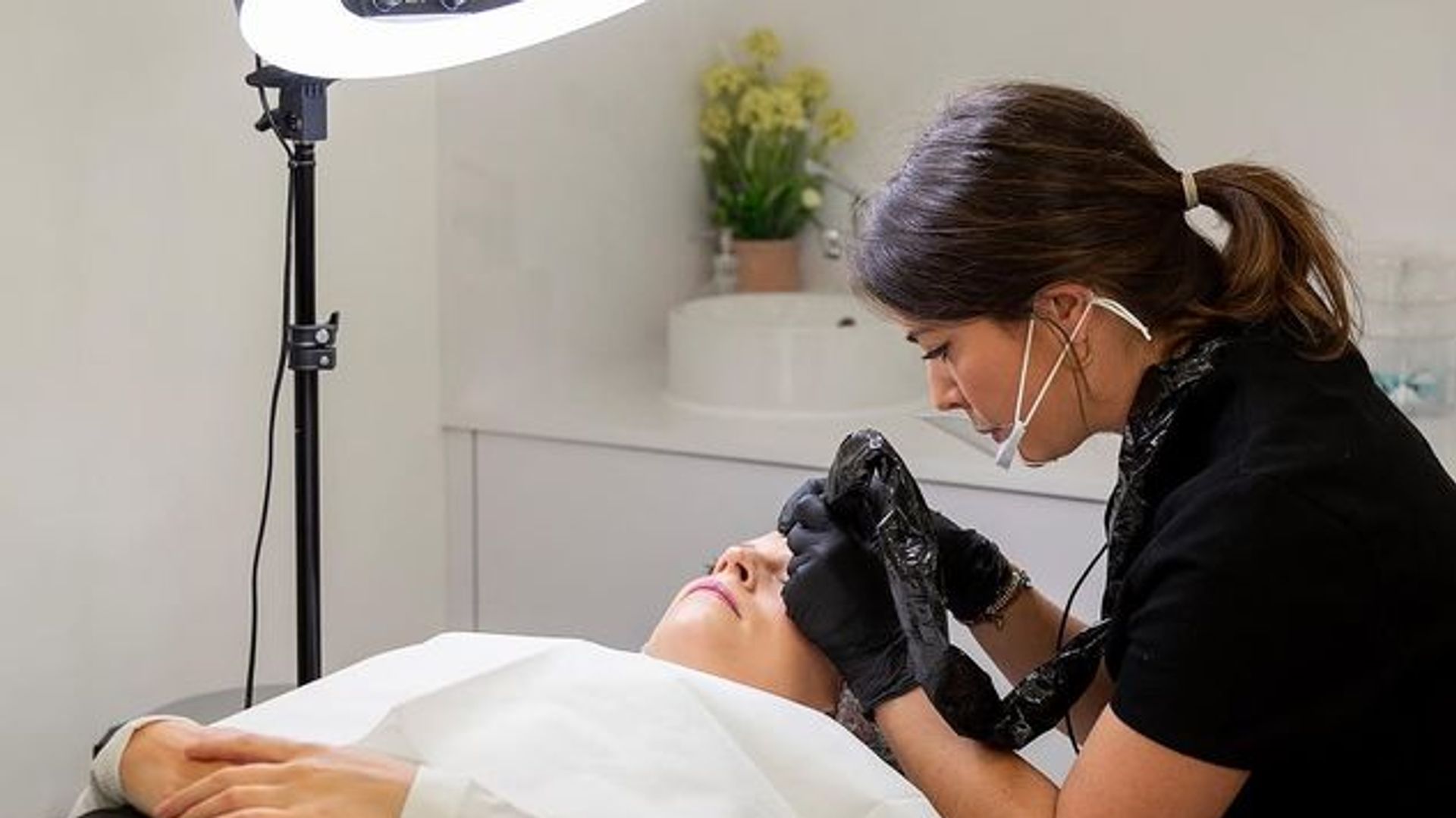 The secret to perfect brows: A micropigmentation expert spills all the details