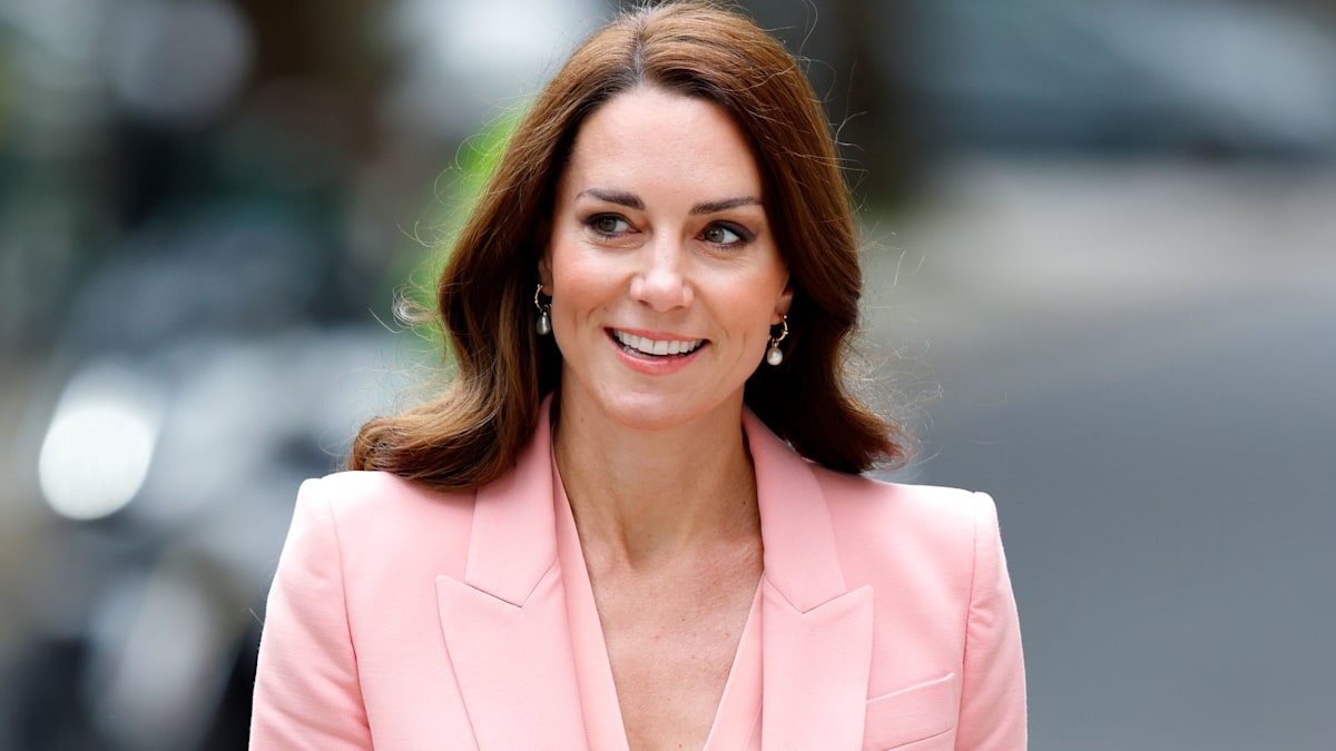 Kate Middleton debuts stunning jewels from late Queen for glittering ...