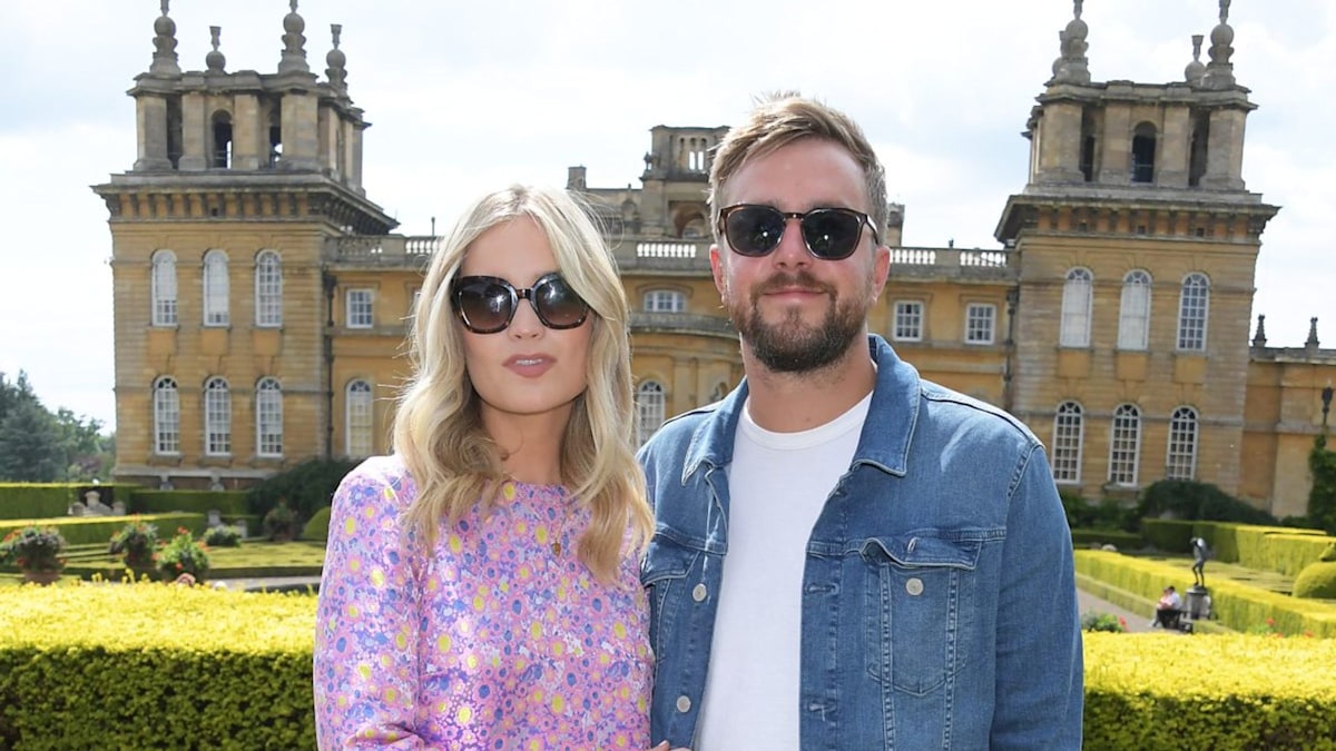 Celebrity Gogglebox to include famous couple in new series find out