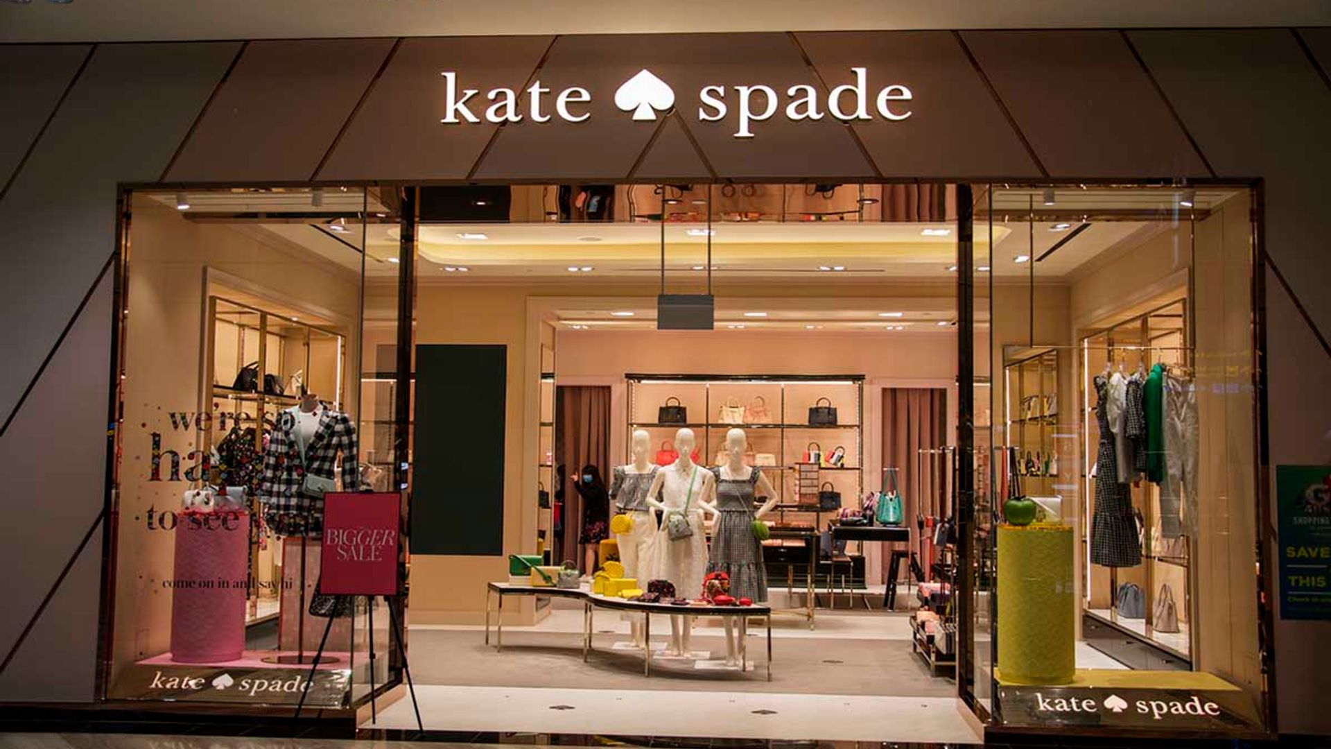 Kate Spade Designer Sale: Save 30% off handbags, jewelry, shoes, and more!  | HELLO!