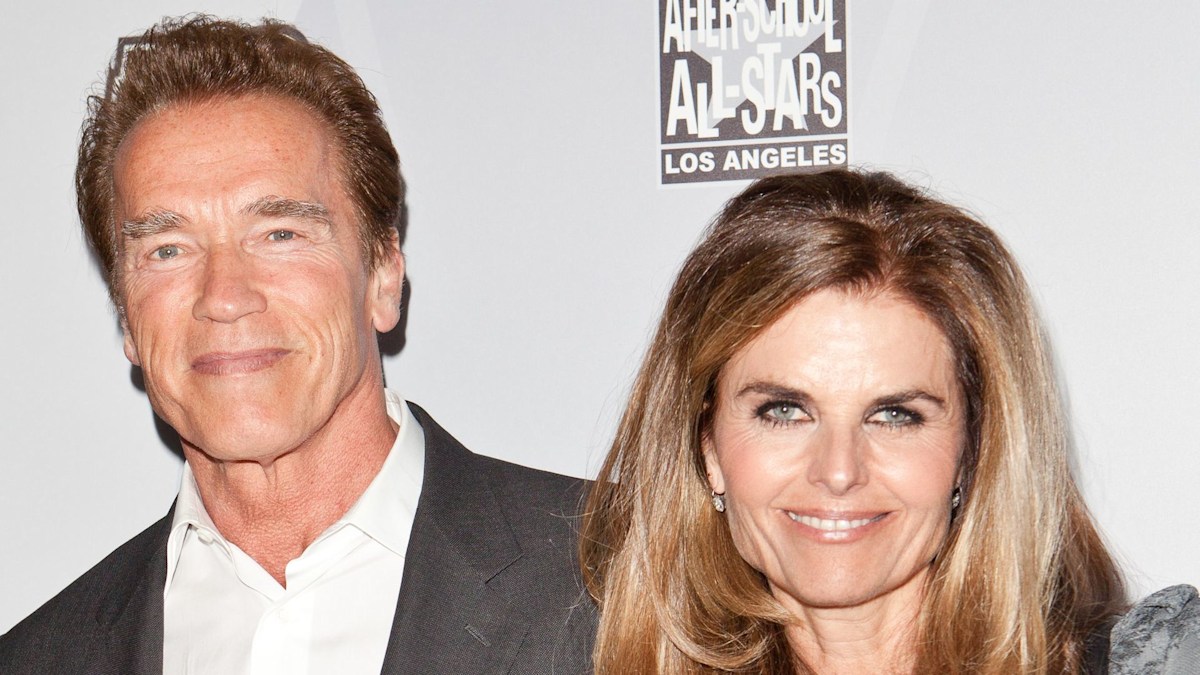 Maria Shriver and Arnold Schwarzenegger come together for heartwarming moment with grandchildren in festive photo