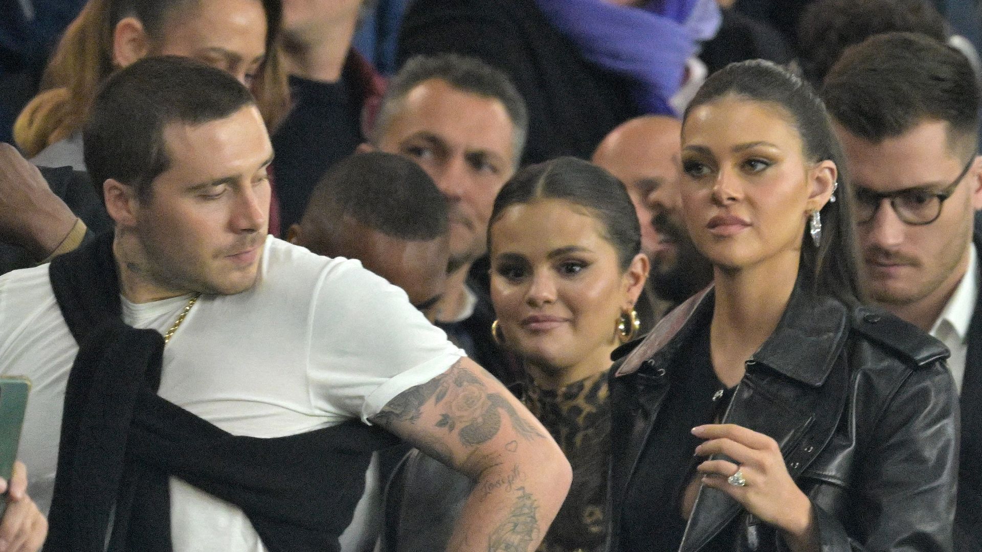 'Throuple' Brooklyn Beckham, wife Nicola Peltz, Selena Gomez enjoy cozy night out in Paris
