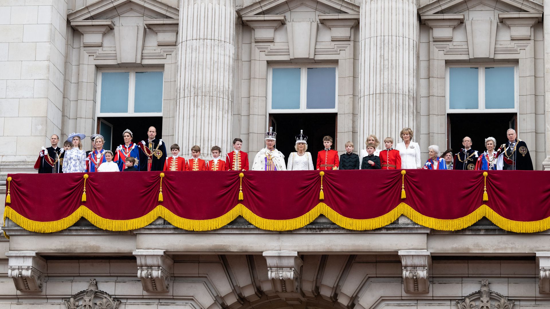 The King and Queen were dressed in their robes and crowns for the balcony appearance on May 6, 2023