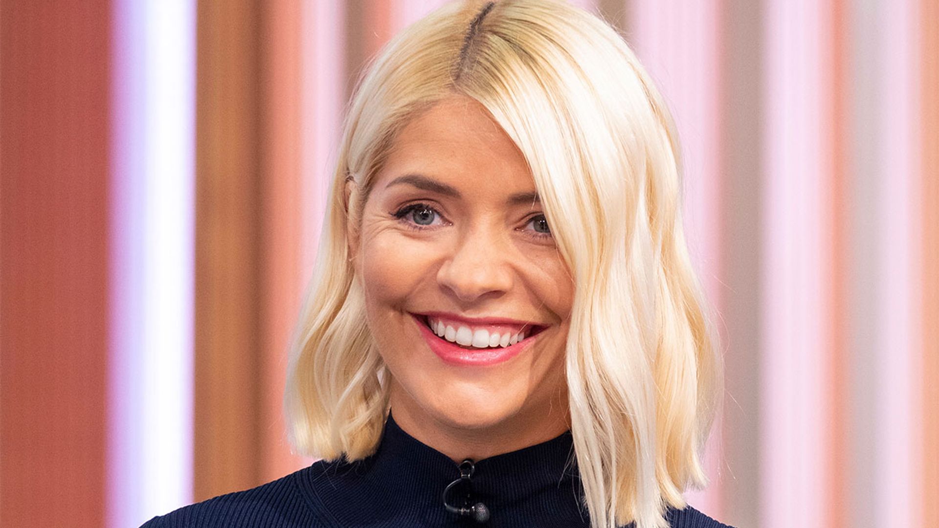 holly willoughby thsi morning red dress