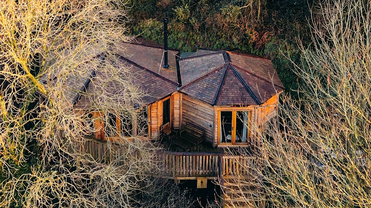 I stayed in a treehouse with my young family and it was the ideal UK ...