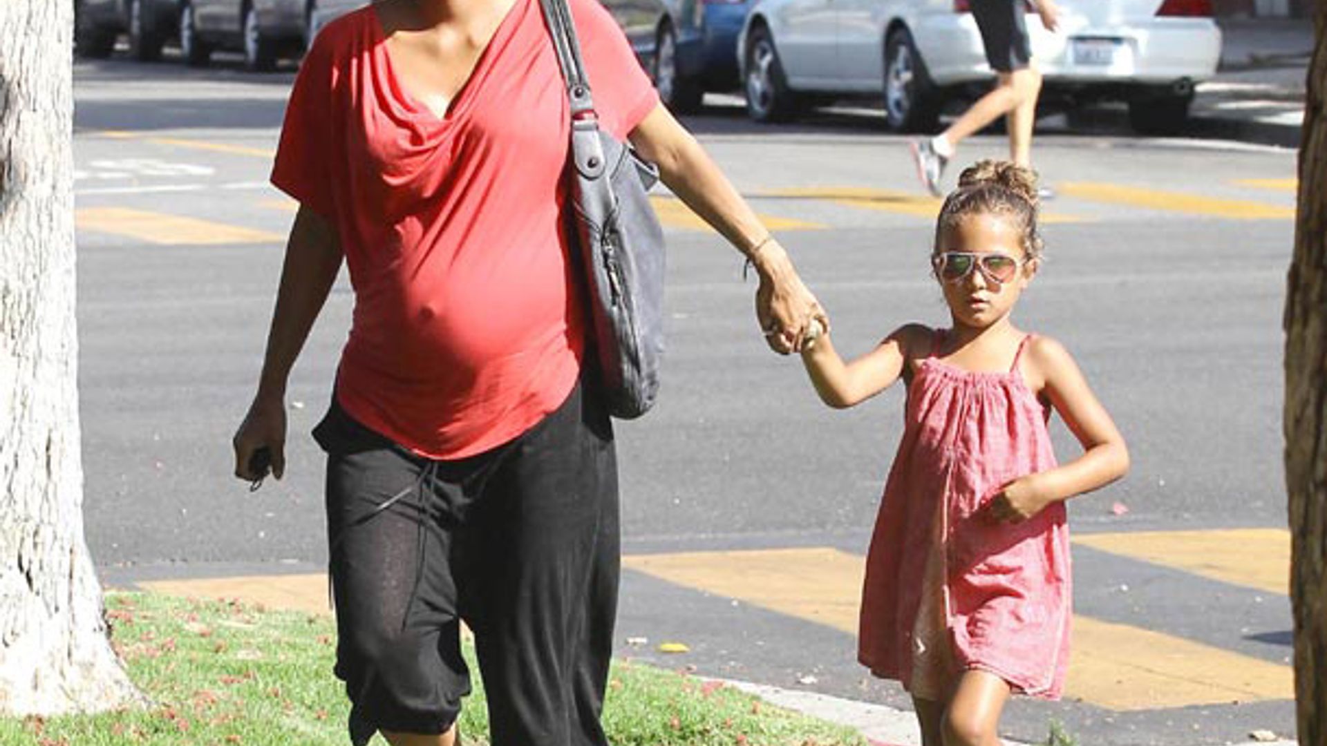 halle daughter1 