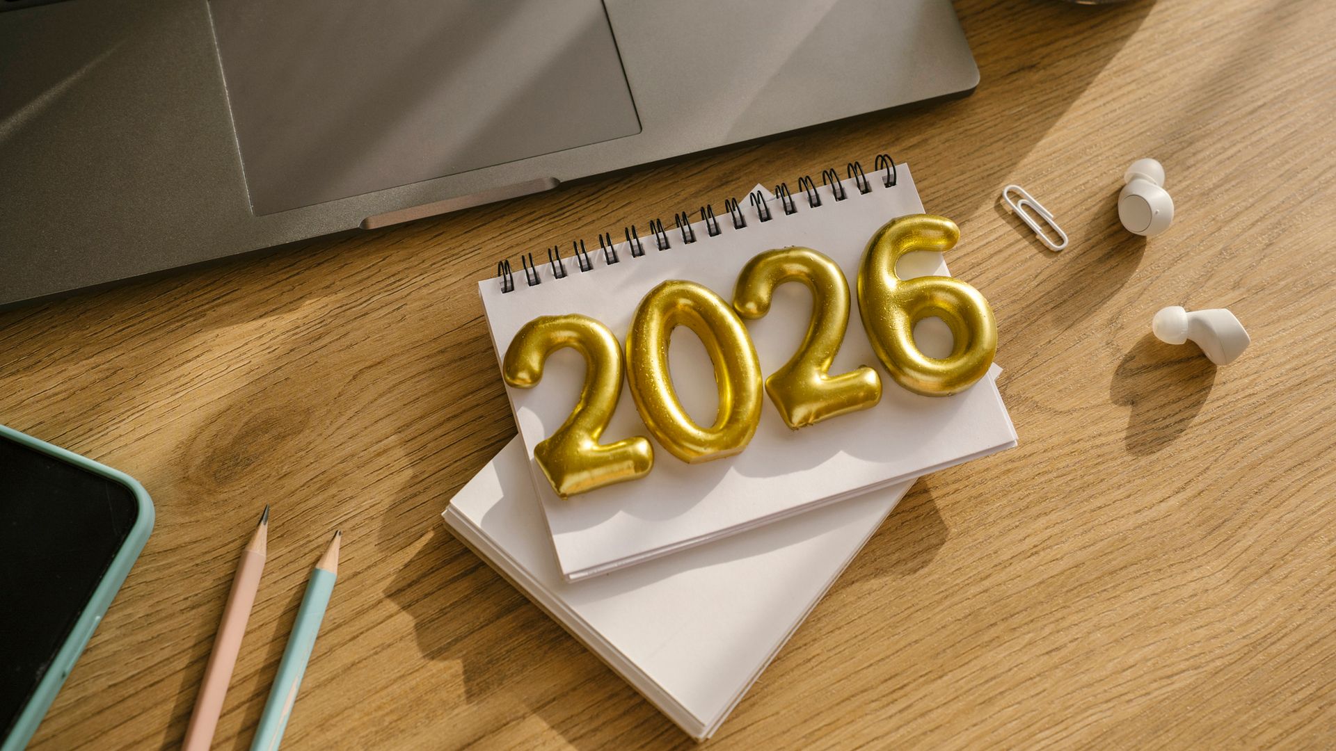 How to get 43 days off in 2026 with 20 days of annual leave