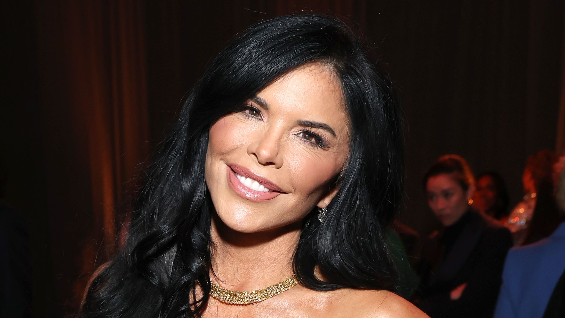 Lauren Sanchez is a vision as she meets Pope Francis on lavish Italian getaway