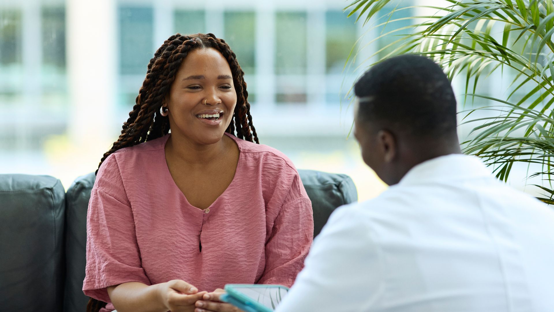 9 phrases to ditch if you want to be a better listener, according to a relationship expert