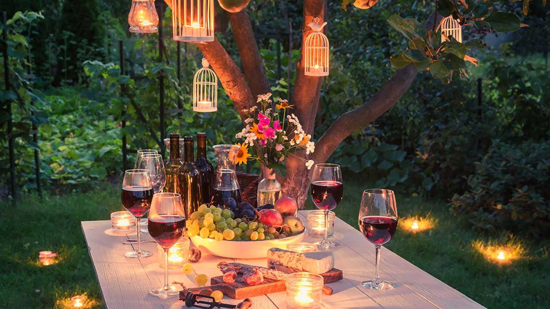 Best Outdoor Dining Lamps 2023